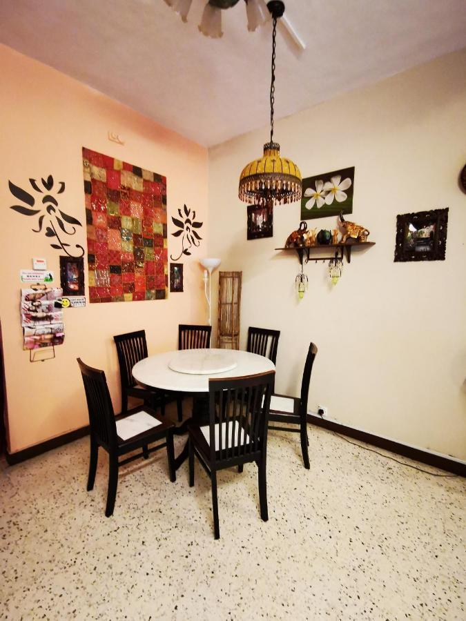 乔治敦 Dou Houz Gurney酒店 外观 照片